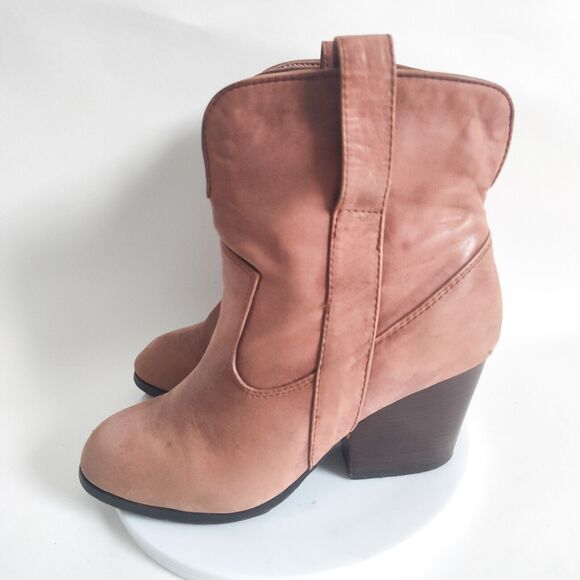 Chinese Laundry Brown Heeled Boots - Picture 3 of 10